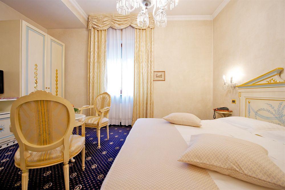 Hotel Stendhal Parma